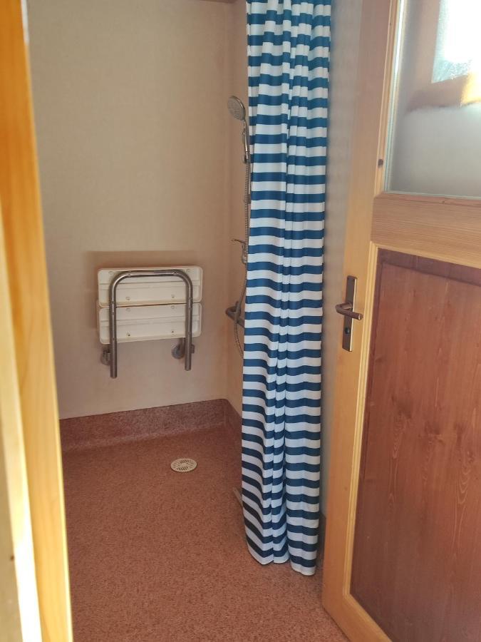 Les Hebergements D'Osmose Cheverny Exteriör bild